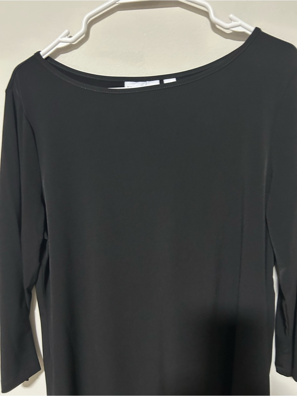 Susan Graver Liquid Knit Asymmetrical Hem Tunic Top Black Size M 0502 - Picture 4 of 9
